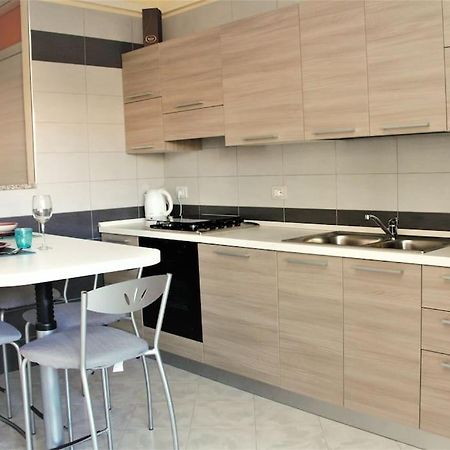 Апартаменти La Casa Al Poetto - Iun R0135 Куарту-Сант'Елена Екстер'єр фото