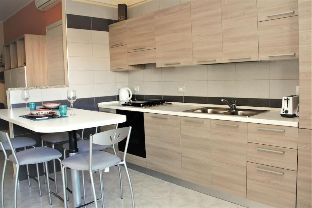 Апартаменти La Casa Al Poetto - Iun R0135 Куарту-Сант'Елена Екстер'єр фото